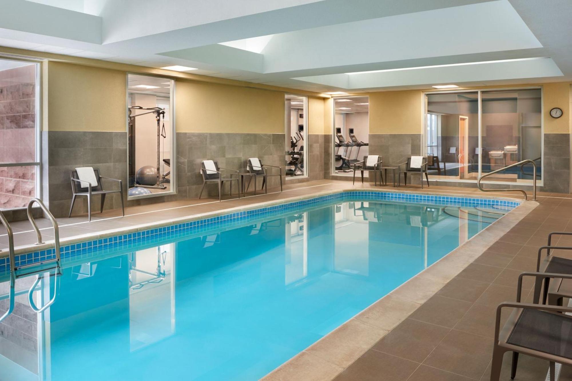 Courtyard By Marriott Toronto Markham Exterior foto