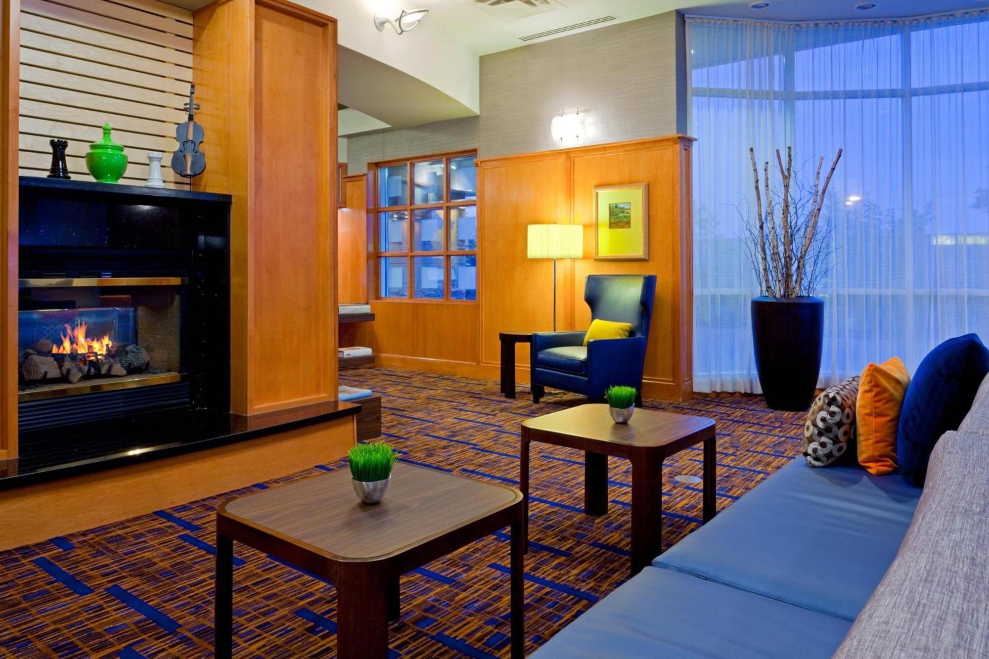 Courtyard By Marriott Toronto Markham Exterior foto